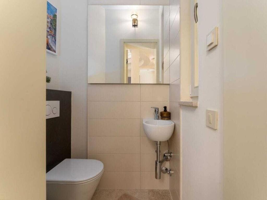 Leone Comfortable Holiday Villa *